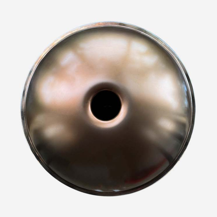 Close-up van Stainless Handpan die de onderkant van de handpan toont